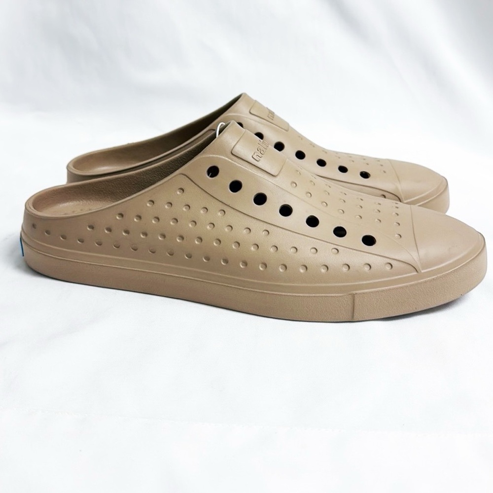 NATIVE “Jefferson Clog Sugarlite” Flax Tan Rubber New! Mens 9 Womens 10 Unisex - Picture 3 of 6